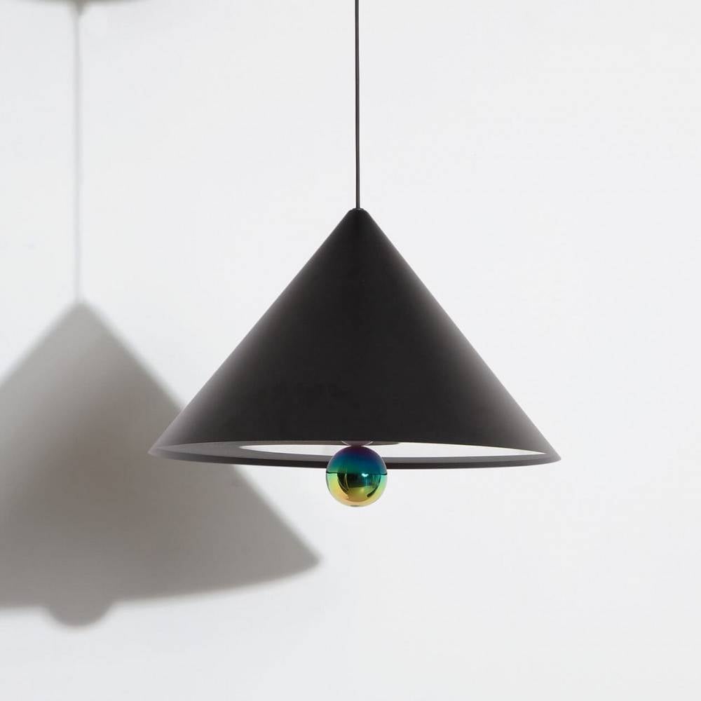 Suspension-grande-Cherry-noir-LED-Petite-Friture