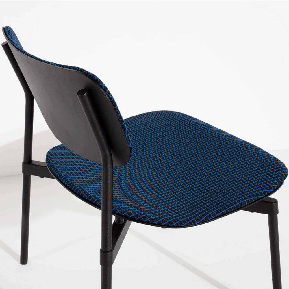 Lounge-armchair-Fromme-Soft-black-blue-Petite-Friture-Tom-Chung